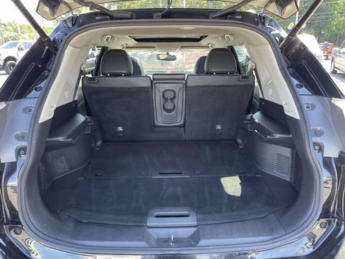 Used 2015 Nissan Rogue SL w/ SL Premium Package AWD/4WD image 8