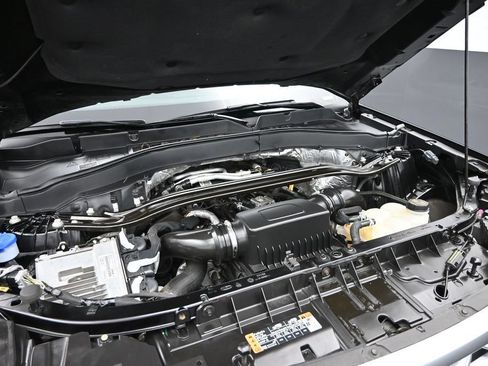 Used 2020 Ford Explorer Platinum AWD/4WD image 3