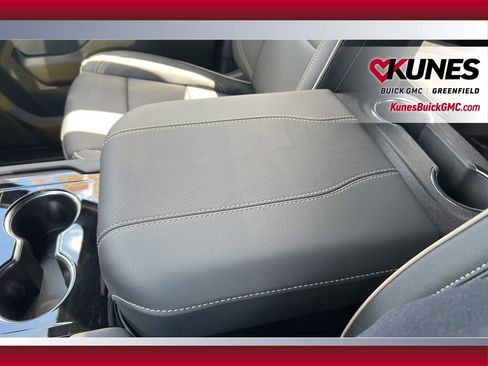 New 2026 GMC Yukon XL Elevation w/ Elevation Premium Package AWD/4WD image 29