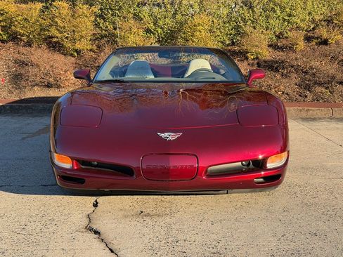 Used 2003 Chevrolet Corvette Convertible w/ Preferred Equipment Group1 image 9