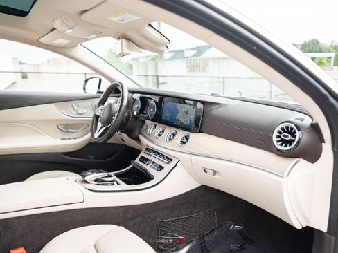 Used 2019 Mercedes-Benz E 450 4MATIC Coupe w/ AMG Line Package image 12