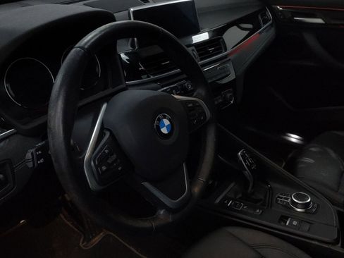 Certified 2022 BMW X1 xDrive28i w/ Convenience Package image 15