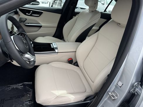 New 2025 Mercedes-Benz C 300 Sedan image 2
