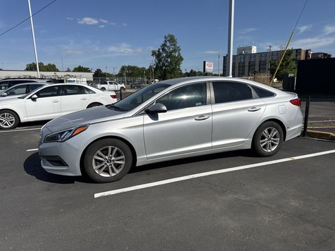 Used 2015 Hyundai Sonata ECO FWD image 1