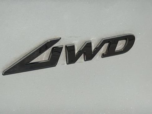Used 2023 Genesis GV70 2.5T w/ Advanced Package AWD/4WD image 48