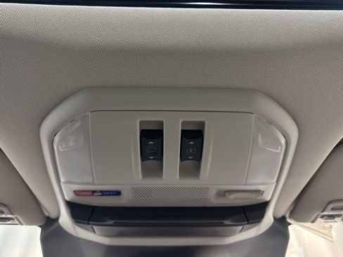 New 2026 Subaru Ascent Limited image 24