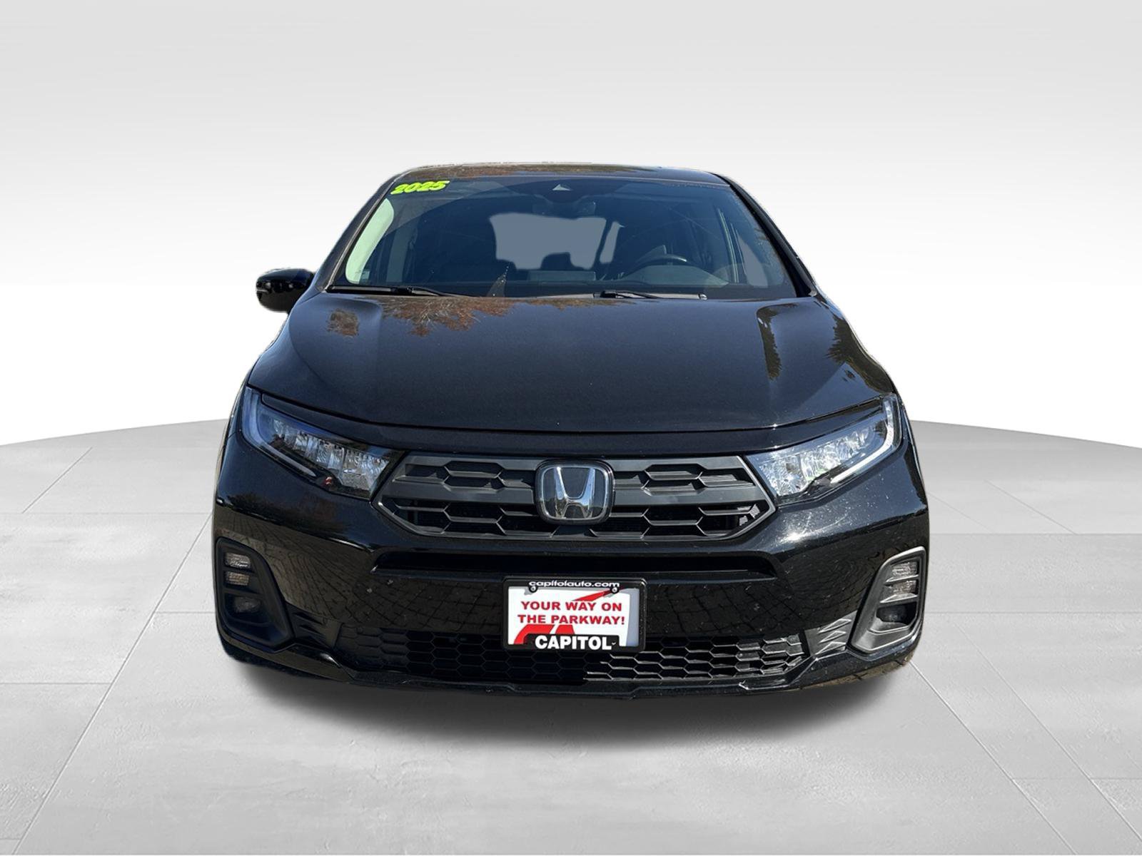 Used 2025 Honda Odyssey EX-L image 2