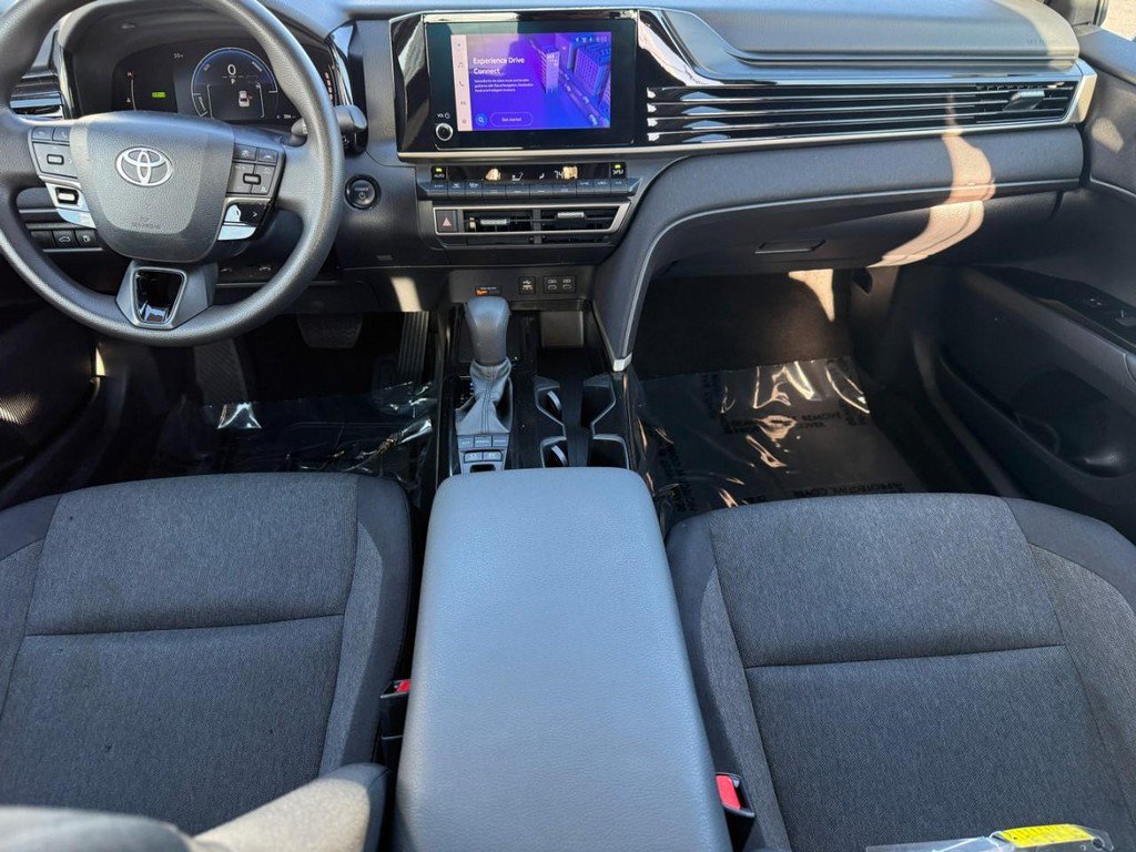 Certified 2025 Toyota Camry LE FWD image 14