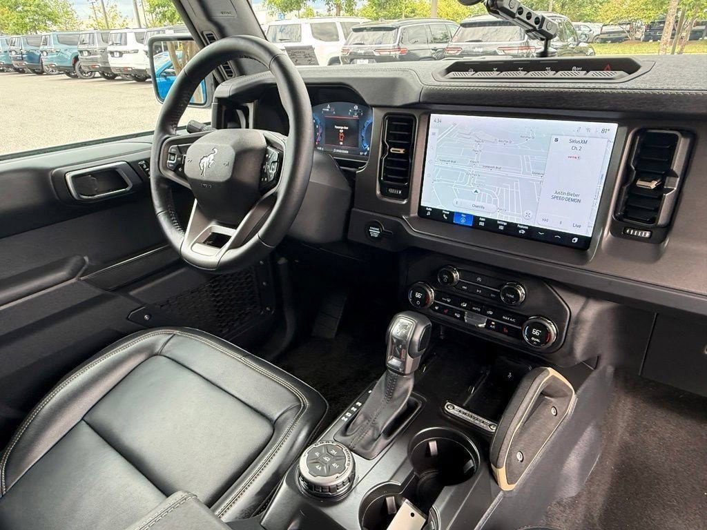 Used 2025 Ford Bronco Badlands AWD/4WD image 19