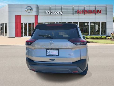 Used 2021 Nissan Rogue SL w/ Premium Package FWD image 4