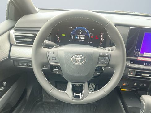 New 2026 Toyota Camry SE image 13