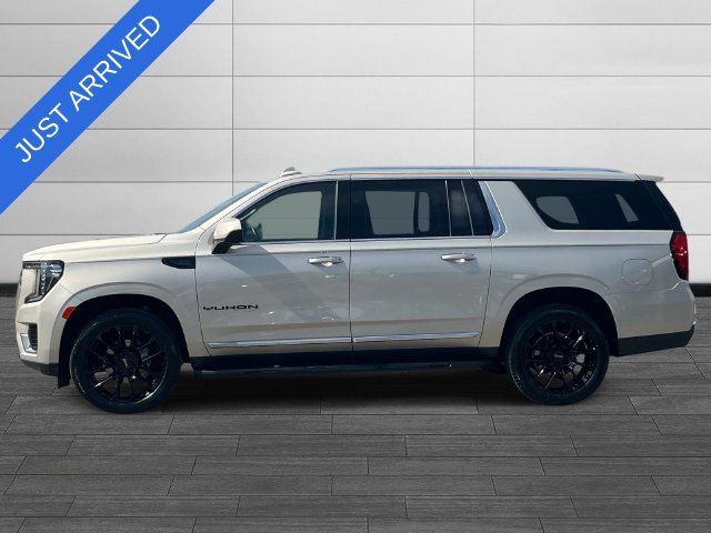 Used 2023 GMC Yukon XL SLT RWD image 6