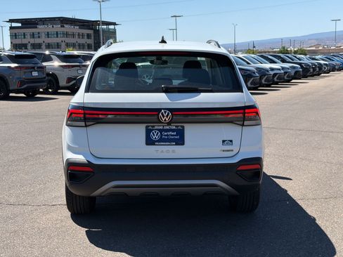 Used 2025 Volkswagen Taos S AWD/4WD image 10