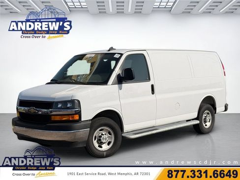 Used 2025 Chevrolet Express 2500 w/ Driver Convenience Package RWD image 1