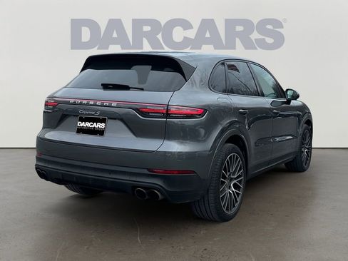 Used 2020 Porsche Cayenne S image 7