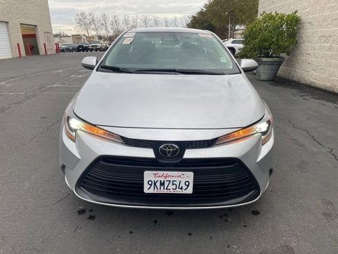 Certified 2024 Toyota Corolla LE image 2