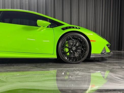 Used 2015 Lamborghini Huracan LP 610-4 AWD/4WD image 9