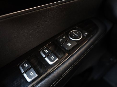 Used 2019 Kia Sorento EX AWD/4WD image 39