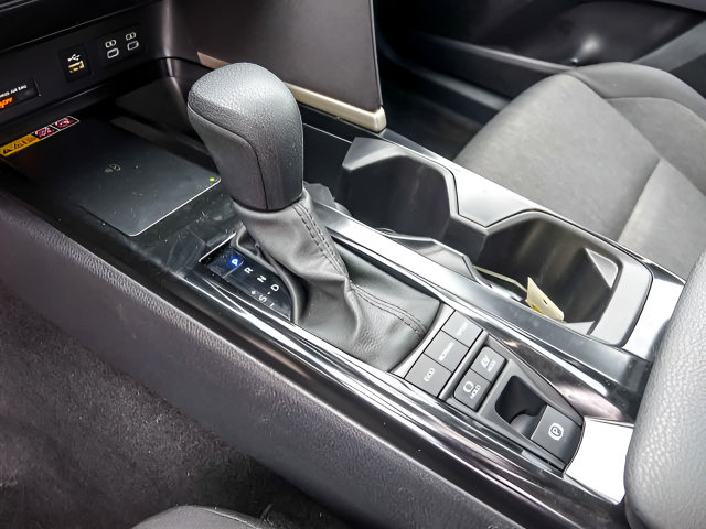 Used 2025 Toyota Camry LE FWD image 18