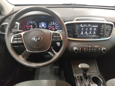 Used 2020 Kia Sorento LX image 22