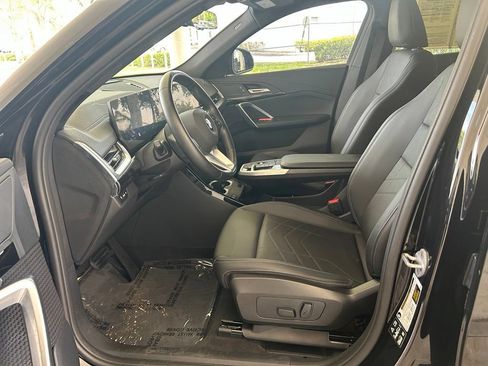 Used 2026 BMW X2 xDrive28i AWD/4WD image 6