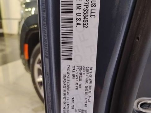 Used 2023 Jeep Wagoneer Series III w/ Premium Group I image 31