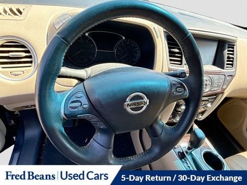 Used 2016 Nissan Pathfinder SL w/ SL Premium Package AWD/4WD image 7