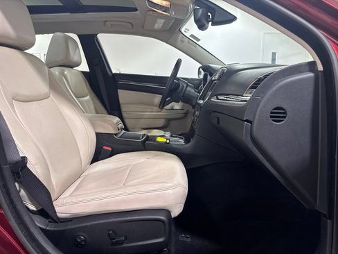 Used 2015 Chrysler 300 Limited w/ Driver Convenience Group AWD/4WD image 28