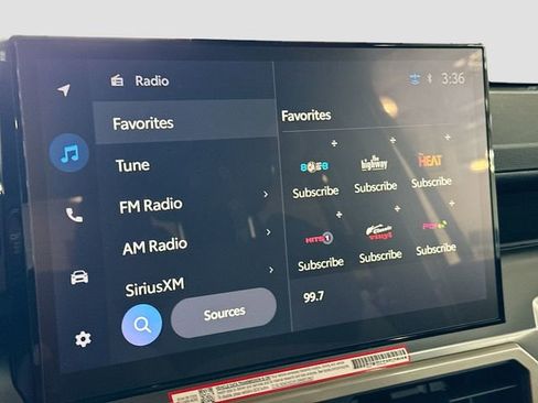 Used 2025 Toyota Tacoma TRD Sport image 16