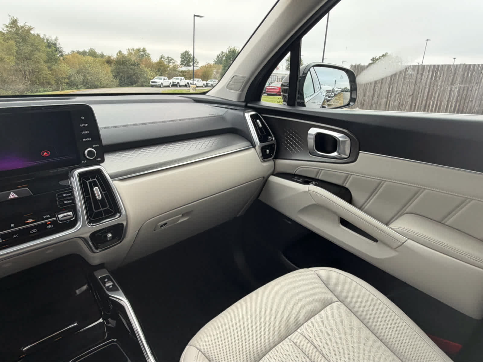 Used 2023 Kia Sorento SX Prestige AWD/4WD image 25