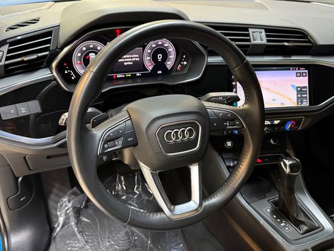 Used 2020 Audi Q3 2.0T Premium Plus w/ Premium Plus Package image 4