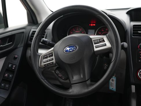 Used 2015 Subaru Forester 2.5i AWD/4WD image 14