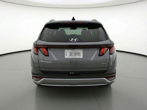 Used 2025 Hyundai Tucson SEL FWD image 7