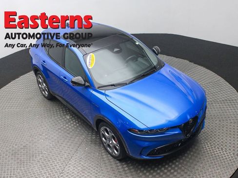 Used 2024 Alfa Romeo Tonale Veloce image 3