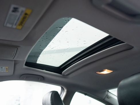Used 2012 Honda Accord EX-L image 35
