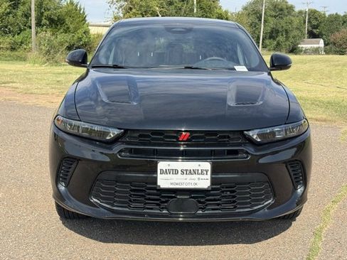 Used 2024 Dodge Hornet R/T image 2