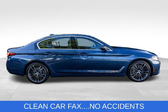 Used 2023 BMW 530i xDrive w/ Premium Package AWD/4WD image 3