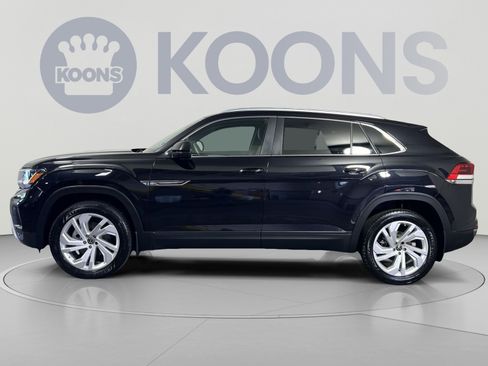 Used 2021 Volkswagen Atlas Cross Sport SEL AWD/4WD image 2
