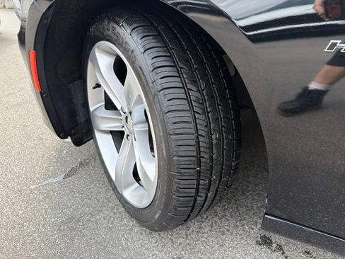 Used 2016 Dodge Charger R/T RWD image 10