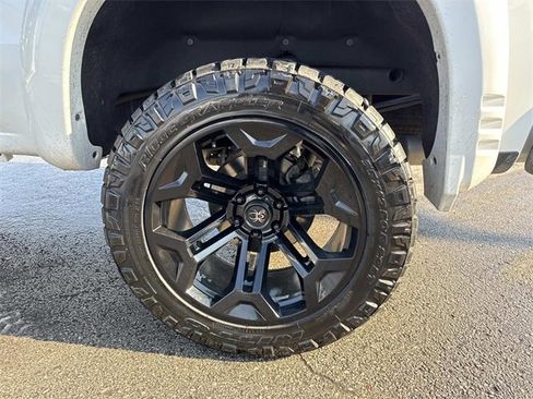 Used 2023 Chevrolet Silverado 1500 High Country w/ High Country Premium Package image 29