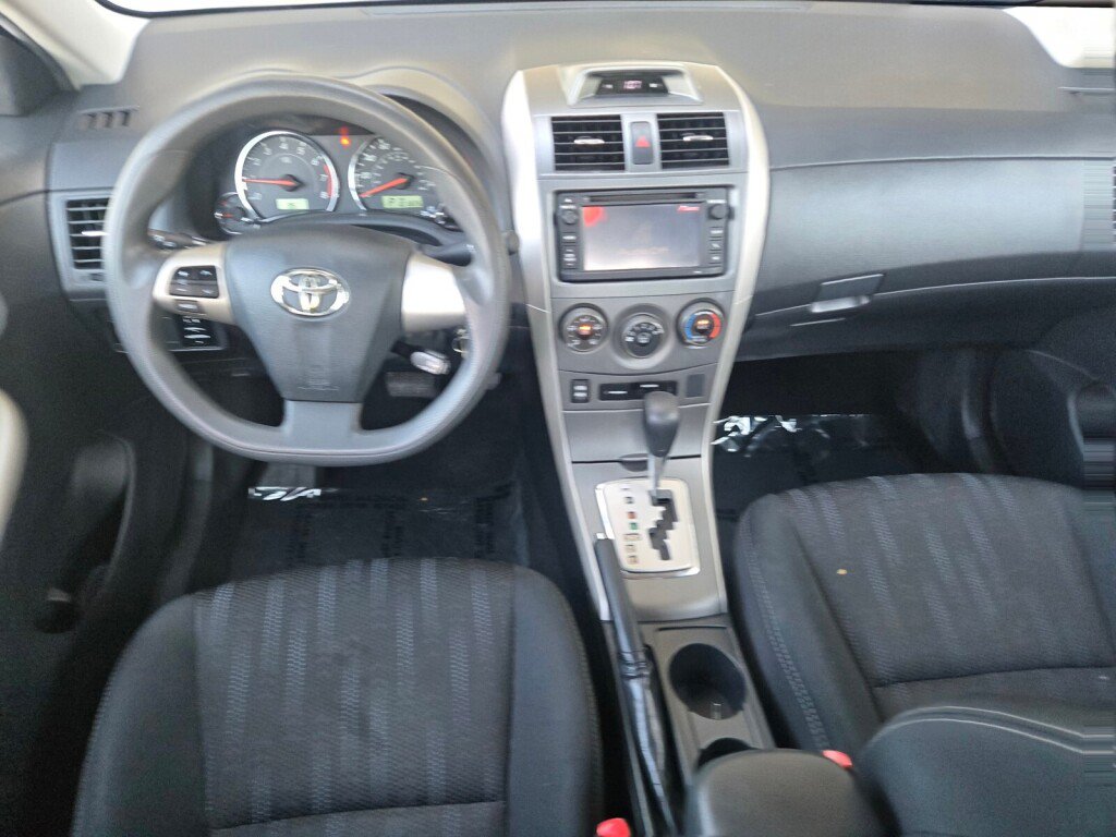 Used 2013 Toyota Corolla S FWD image 10
