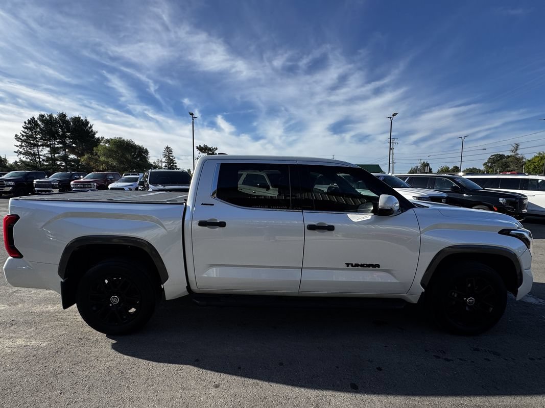 Used 2022 Toyota Tundra Limited AWD/4WD image 7