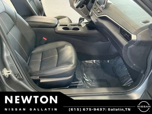 Used 2020 Nissan Altima 2.5 SR w/ Premium Package FWD image 14