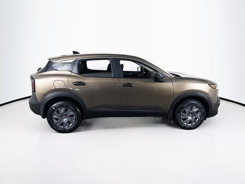 New 2026 Nissan Kicks S image 4