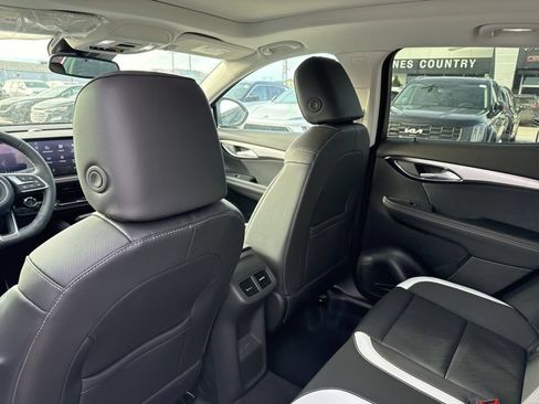 New 2026 Buick Envision Sport Touring AWD/4WD image 32