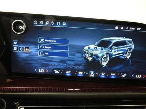 Used 2024 Chevrolet Traverse Z71 w/ LPO, Floor Liner Package AWD/4WD image 17