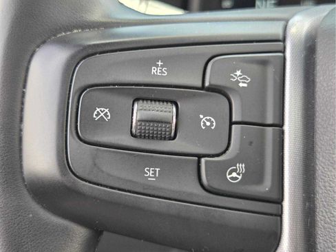 Used 2023 GMC Yukon XL SLT w/ SLT Premium Package AWD/4WD image 35
