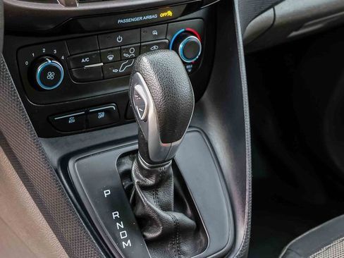 Used 2021 Ford Transit Connect XL image 11