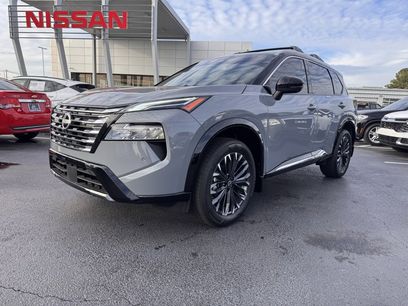 Used 2025 Nissan Rogue Platinum w/ Platinum Premium Package