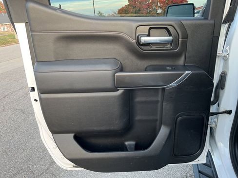 Used 2022 GMC Sierra 1500 AT4 w/ AT4 Premium Package image 26